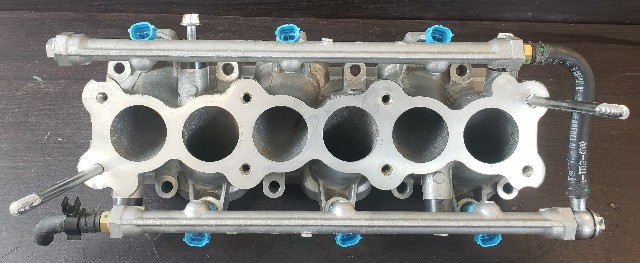 13110-93J00 5034958 Suzuki & Evinrude 2003-18 Intake Manifold DF 200 225 250 HP