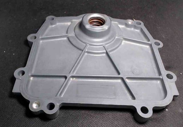 51120-93J02 Suzuki 2016-2019 Oil Seal Mount Cover DF 200 225 250 HP 4-Stroke