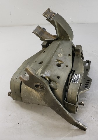 385552 385532 Johnson Evinrude 1973 Long 20" Complete Swivel Bracket 65 HP 3 Cyl