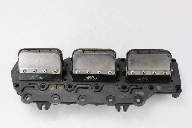 437591 439741 Johnson Evinrude 1998-99 PORT Intake Manifold & Reeds 150 175 HP