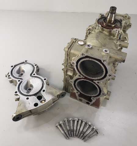 386894 0386894 Johnson Evinrude 1975 Complete Powerhead 50 HP 2 Cyl INSPECTED