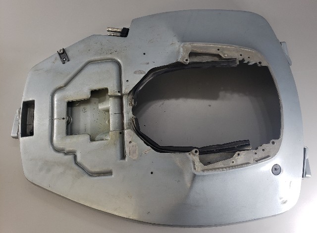 394373 Johnson Evinrude 1984-88 Lower Cover Bottom Cowl Pan 150 175 235 HP