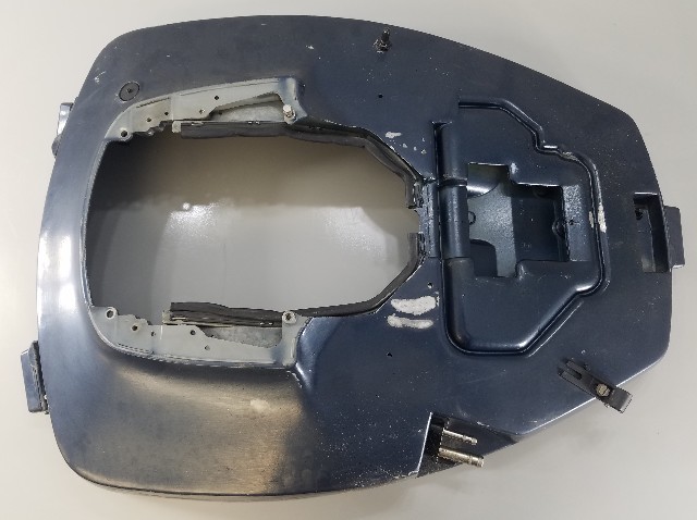 396791 Johnson Evinrude 1984-85 Lower Engine Cover Bottom Pan Cowing 150 175 HP
