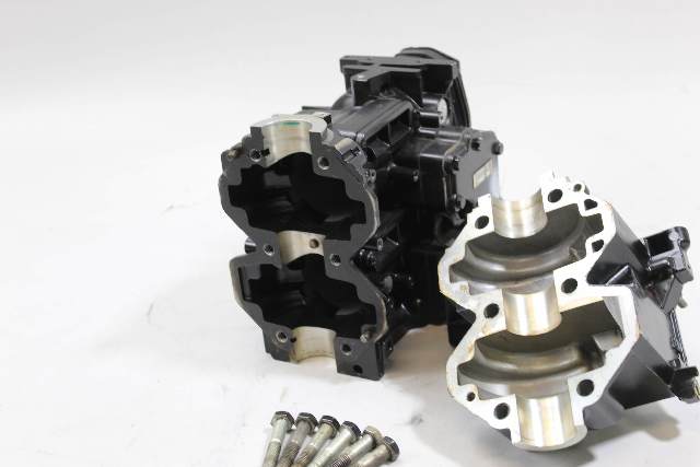 9533A31 Mercury 1994-98 Empty Powerhead Cylinder Block 15 20 25 HP FOR REBUILD