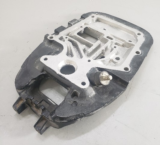 819079T 819079 Force 1991-1998 Spacer Plate 70 75 HP 3 Cyl