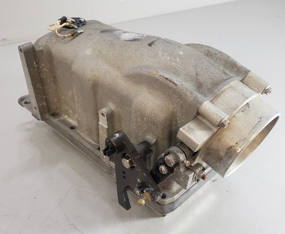 855631A1 850281A1 Mercury Mariner 98-99 Adaptor Plate & Reed Assembly 200 225 HP