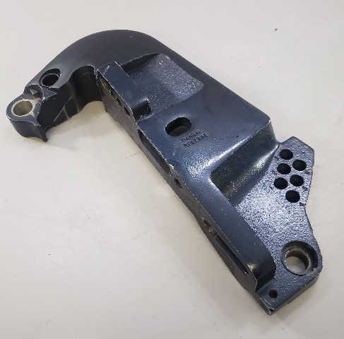335416 0335416 Johnson Evinrude Port Transom Bracket 90 115 150 HP V6 2 Stroke