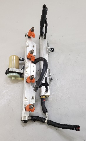 15751-90J03 Suzuki 2001-10 Fuel Cooler Delivery Pipe & Injectors DF 90 100 115 140 HP