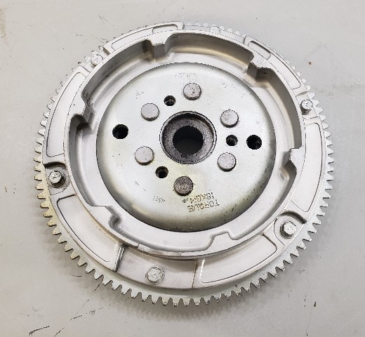 7987M Yamaha Mariner 1985-1989 Electric Flywheel 40 HP 2 Cyl 98T