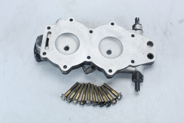 Johnson Evinrude 1995 1996 - 2005 Cylinder Head w/Bolts 48 50 HP GOOD CONDITION