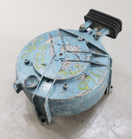 278126 Johnson Evnirude 1960 Recoil Starter Housing 5.5 HP FOR PARTS OR REPAIR