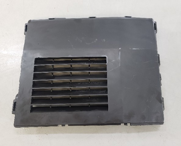 5030797 Johnson Evinrude 1998 Electrical Parts Holder Cover 60 70 HP 4-Stroke