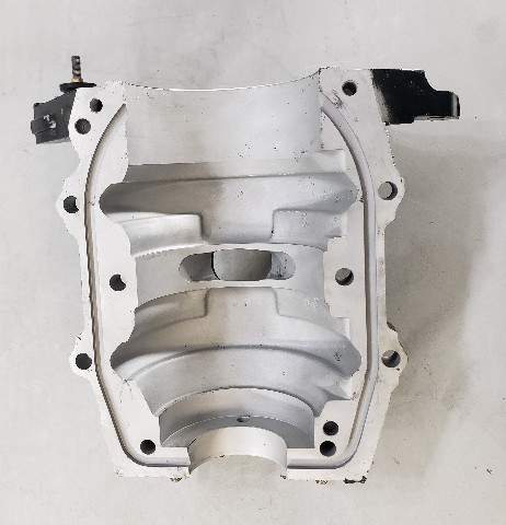7940A2 C# 947-7565 Mercury 1972-89 Front Half of Powerhead 35 40 HP 2 Cyl