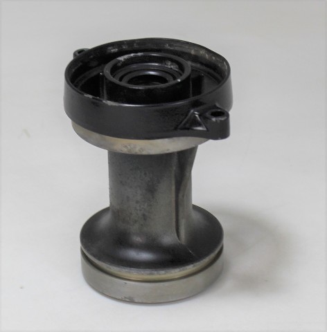 3C8Q601010 Nissan Tohatsu 2006-14 Propeller Shaft Housing 40 50 HP TLDI 2 stroke