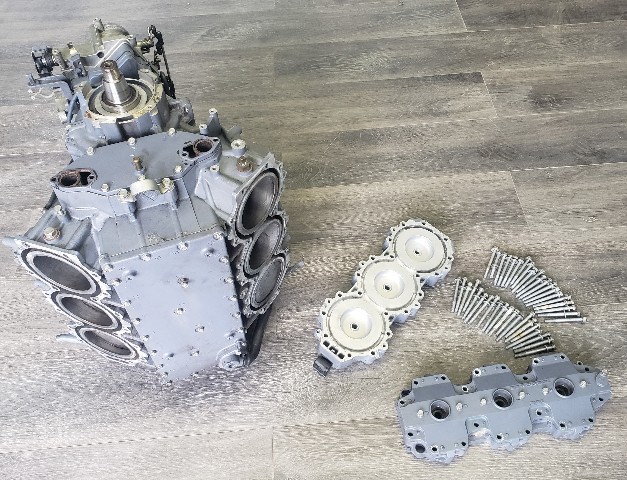 65J-W0090-11-1S Yamaha 2001 Complete Powerhead 225 HP ONLY 2-Stroke V6 INSPECTED