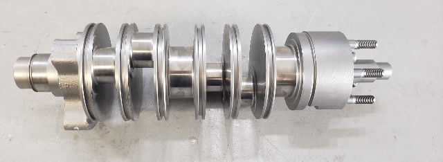 439568 Johnson Evinrude 1998-2006 Crankshaft 80 90 100 105 115 HP V4 POLISHED!
