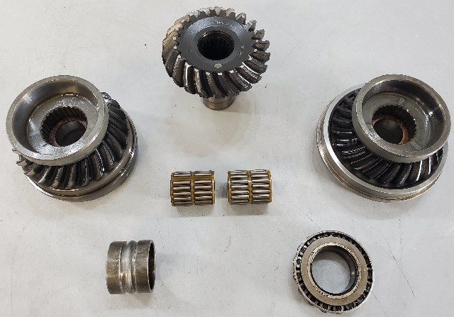 21130692 C# 3851203 Volvo Penta Upper Gear Set 1.51:1 SX-M1 22/23 Teeth
