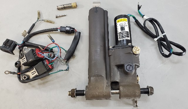 822344T14 Mercury Mariner 1994-06 Power Trim Unit 25 30 40 50 HP 1 YEAR WARRANTY