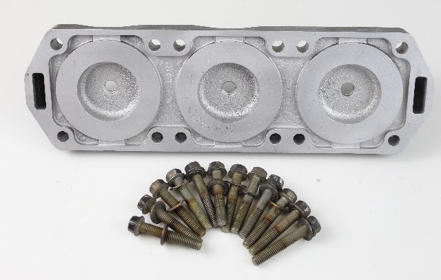 15221A5 Mercury 1976-1990 Cylinder Head 135 150 175 200 HP V6 REFURBISHED
