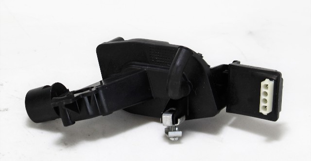 861530 698003 Briggs & Stratton Rev Limiter & Air Cleaner Base 5 HP 4 Stroke