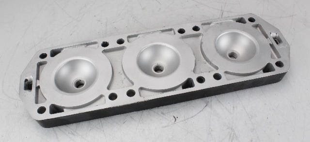 96423 Mercury 1978-1988 Cylinder Head 135 150 HP V6 REFURBISHED