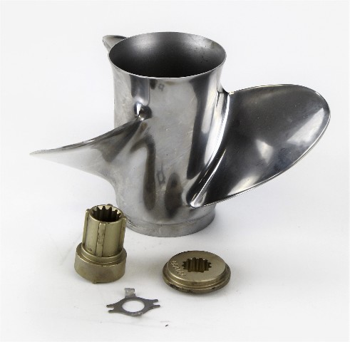 993408 Michigan Wheel 1976 & UP Apollo 10-1/8 x 15 SST RH Propeller 25-70 HP