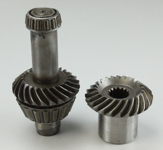 45814A5 MerCruiser 1978-97 Gear Set W/Driveshaft R/MR/Alpha I Gen II Teeth: 24