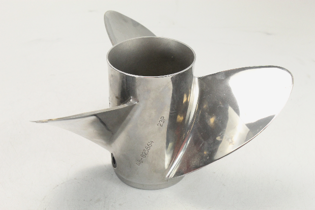 825864A47 Mercury Tempest Plus RH 14-5/8 X 23 Propeller 90-300 HP NEW OLD STOCK!