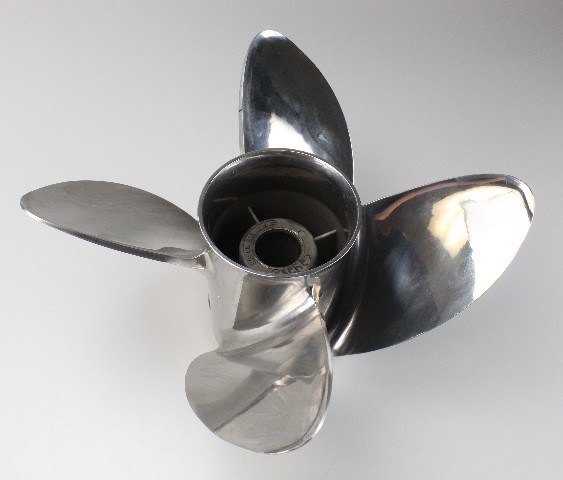 Hydromotive Quad IV 4 Blade Stainless Steel RH 15 X 21 Propeller NEW TAKE OFF!