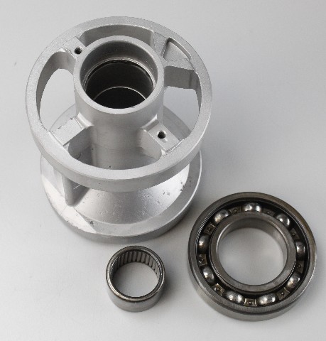 818763A10 C 818763-C3 Mercruiser 1983 & UP Bearing Carrier Alpha I Gen II CLEAN