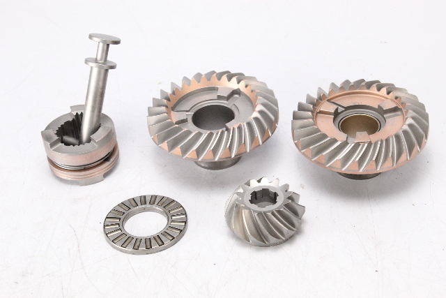 323664 333077 434063 Johnson Evinrude 1990-95 Gear Set 65-140 HP V4 26/13 Teeth