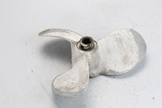 380637 Johnson Evinrude 1951-85 RH 10-1/2 X 12 Propeller 25 28 30 33 35 40 HP