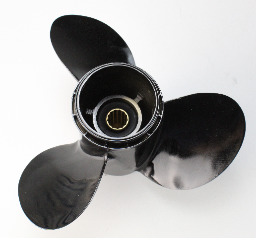 58100-88L83-019 Suzuki 1972 & UP ALUM RH 11 x 17 Propeller 25 30 35 40+ HP NEW!