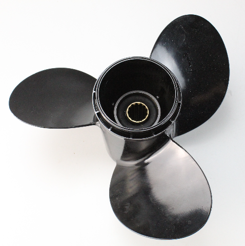 58100-95353-019 Suzuki 1983 & UP ALUM RH 11-3/8 x 14 Propeller 35 40 50 + HP NEW