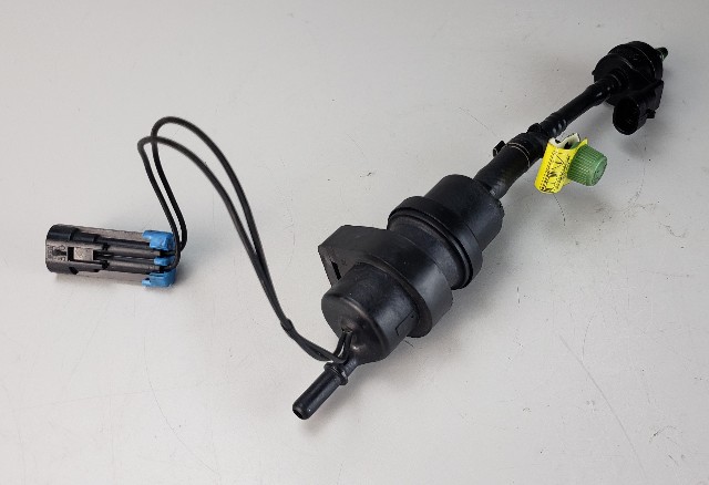 884545A02 Mercury 2006 & UP Vent Canister Assembly 75 80 90 100 115 135+ HP 4S