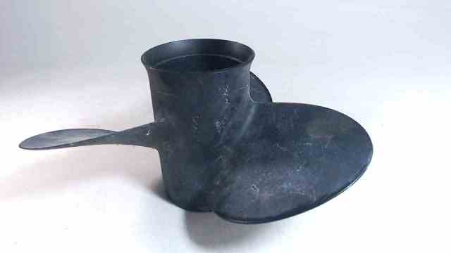 1311-114-12 Solas 1972 & UP ALUM RH 11-2/5 X 12 Propeller 25 30 35 40 45 48+ HP