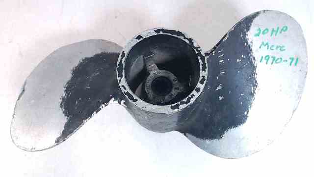 032135 Michigan Wheel Mercury 1963-81 ALUM RH 10 X 11 Propeller 20 (200) HP