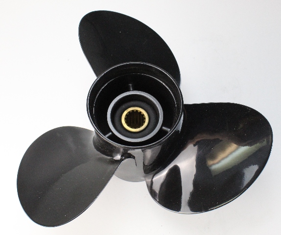 58100-90JE0-019 Suzuki 2001 & UP ALUM RH 13-1/2 x 15 Propeller 50-140 HP NEW!