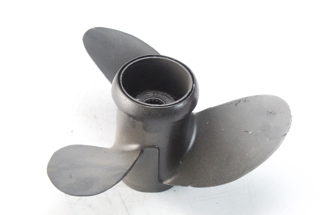 386317 Johnson Evinrude 1979 & UP RH 11 X 9 Propeller 15 20 + HP 6 MTH HUB WTY