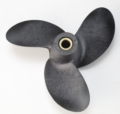 386587 Johnson Evinrude 1958 & UP Plastic RH 8-1/4 X 5 Propeller 6-15 HP NEW!