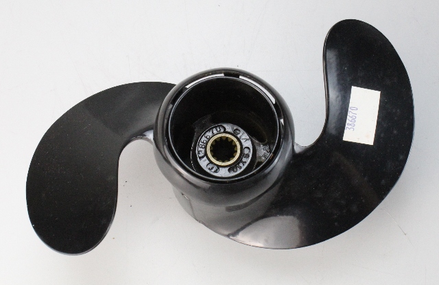 386670 Johnson Evinrude 1974-2005 Aluminum RH 9 X 10 Propeller 8 9.9 15 HP NEW!