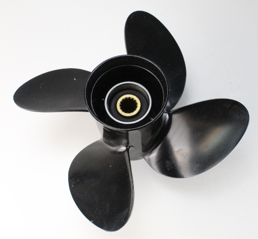3413-138-15 Solas 1961 & UP ALUM 4 Blade RH 13-3/4 X 15 Propeller 40-140 HP NEW!