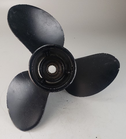 990C0-00760-19P Suzuki 2001 & UP ALUM RH 14 x 19 Propeller 50 60 90 100 115+ HP