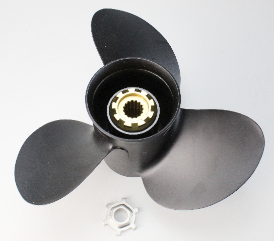 1411-133-17 Solas 1961 & UP Aluminum RH 13-1/4 X 17 Propeller 40-150 HP NEW