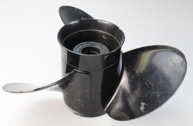 832834A45 Mercury Black Max 1977 & UP Aluminum RH 14 x 23 Propeller 90-300 HP