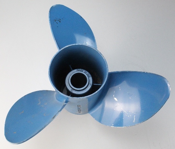 825866A47 Mercury RH SST 14-5/8 X 25 Propeller 90 115 135 150 175 200 220 225+HP