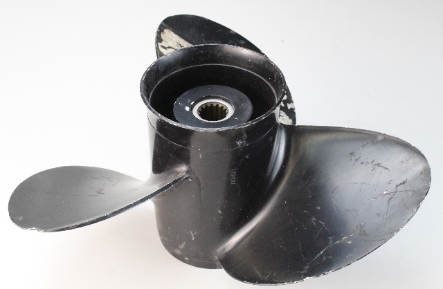763471 Johnson Evinrude 1976 & UP Aluminum RH 15 X 15 Propeller 90-300 HP