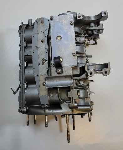 97469A32 Mercury 1980-1989 Powerhead 45 50 HP 4 Cylinder 120 PSI READINGS
