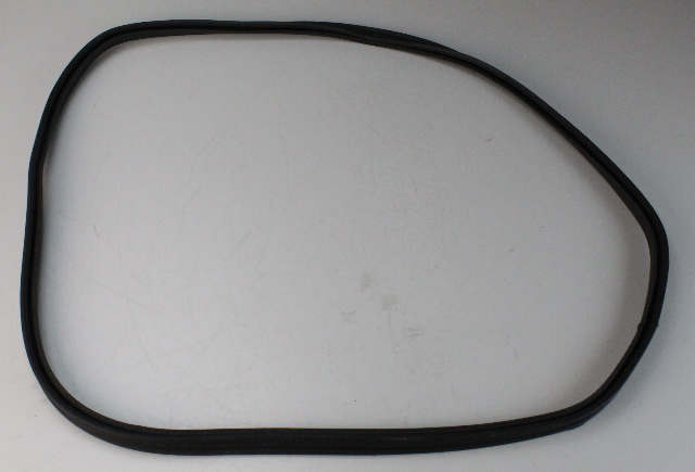 61112-87J01 Suzuki 1999-10 Lower Bottom Cowl Seal DF 40 50 HP 3 cylinder