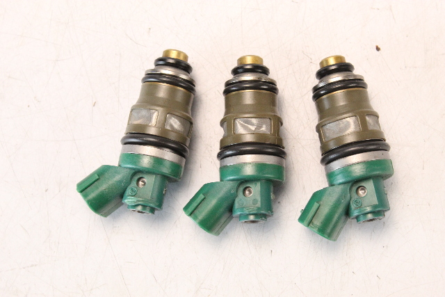 Johnson 1999 - 2004 Fuel Injector Set of 3 40 50 HP 3 Cylinder 1 YEAR WARRANTY